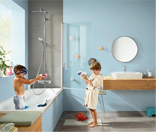 Cum poți evita accidentele în baie?