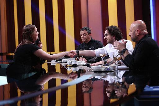 Octavia Kurin i-a amețit pe jurații Chefi la Cuțite cu un preparat din Coreea de Sud: „Oală încinsă coreeană”