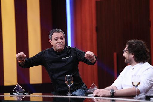 Lovitură grea la Chefi la cuțite! După un război „sângeros” în bucătărie a venit verdictul! Cine câștigă amuleta?