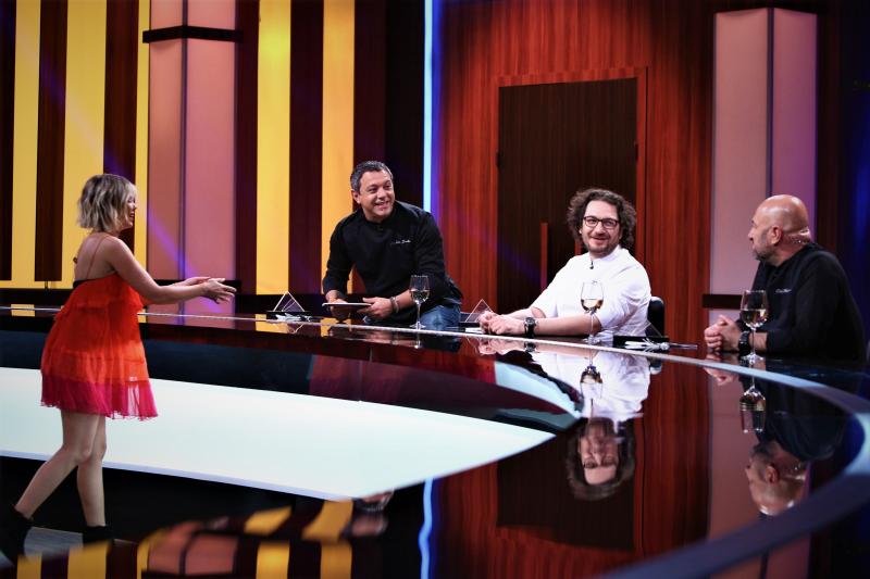 „Chefi la cuțite”, lider de audiență detașat! Sorin Bontea conduce clasamentul amuletelor. Cum îi va putea încurca pe Cătălin Scărlătescu și Florin Dumitrescu