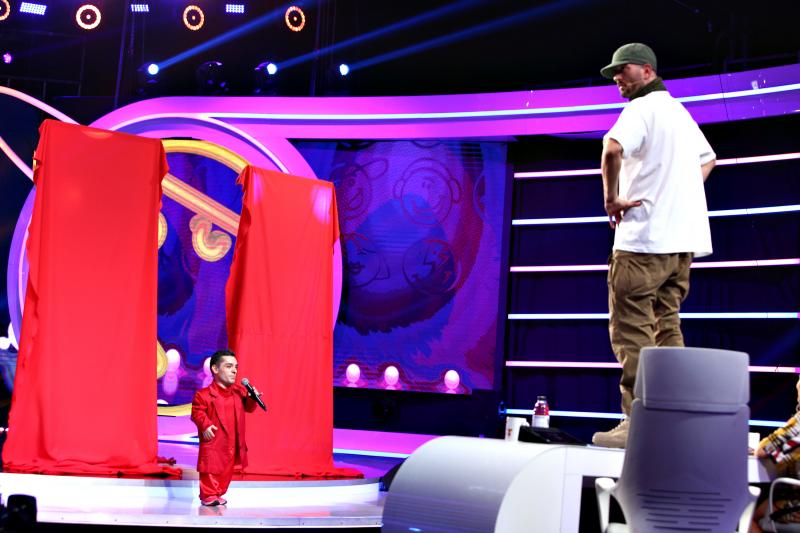 Momentul lui Magic Mini l-a făcut pe Cheloo să se urce pe masă: „Am vrut să stimulez publicul”