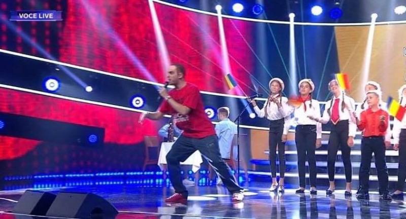 Explozie de energie pe scena de la „Te cunosc de undeva!” în ediția patru din sezonul 14. Bella Santiago s-a transformat în Bebe Rexha, Grigore Gherman și-a schimbat total stilul, iar Alex și Monica Anghel au fost rapperi pentru o seară!