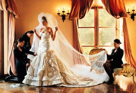 Rochii de mireasă. Care sunt cele mai scumpe rochii din lume