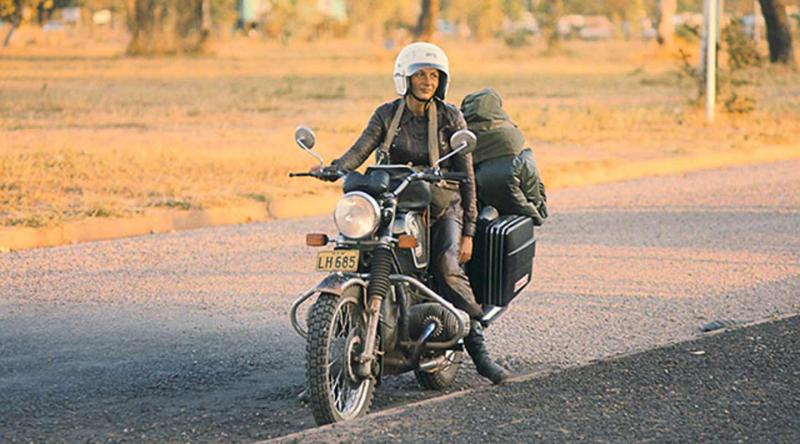 Ea este prima femeie care a făcut înconjurul lumii pe motocicletă: „Am urmat vântul”
