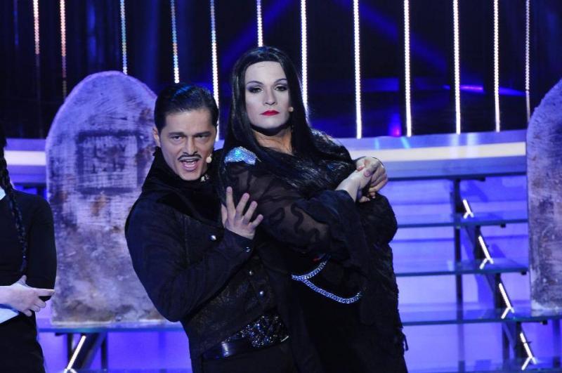 „Cred că am făcut toate travestiurile din România”! Andrei Ștefănescu, totul despre vacanțele cu copii și noul sezon „Te cunosc de undeva!”, exclusiv pe AntenaPlay