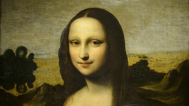 Este posibil ca Leonardo da Vinci să fi pictat o altă „Mona Lisa”.  „Mona Lisa anterioară” este o variantă neterminată a marelui pictor