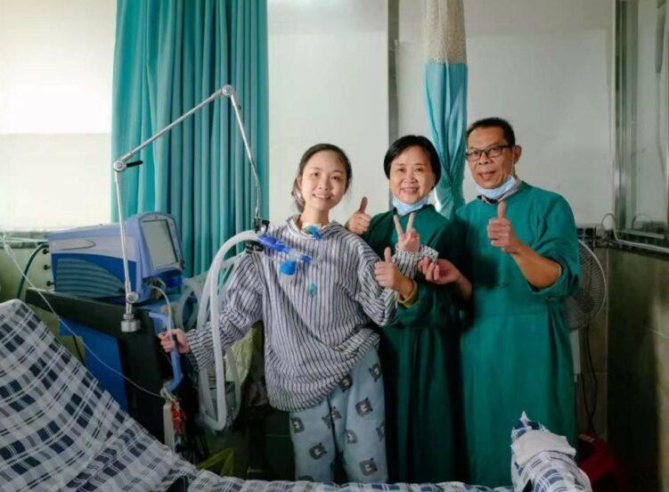 Cazul inedit al unei femei cu o boală rară! De 11 ani locuiește într-un spital:  „Nu pot să tușesc, așa că îmi petrec fiecare zi curățându-mi gâtul”