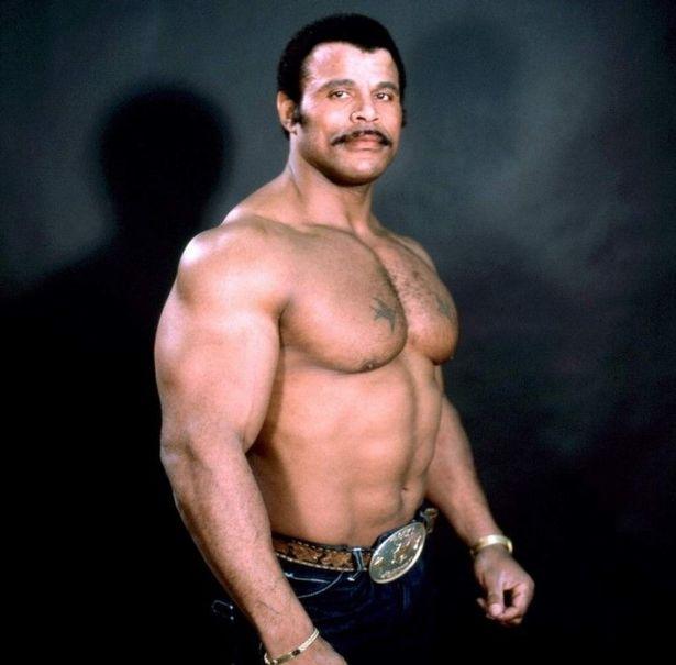 A murit Rocky Johnson, tatăl marelui actor The Rock. Cauza decesului, învăluită în mister: ”Toate gândurile noastre bune sunt îndreptate spre familia lui!” 