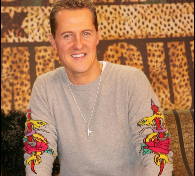 Inevitabilul s-a produs! Poze cu Michael Schumacher imobilizat la pat, vândute pe o sumă colosală