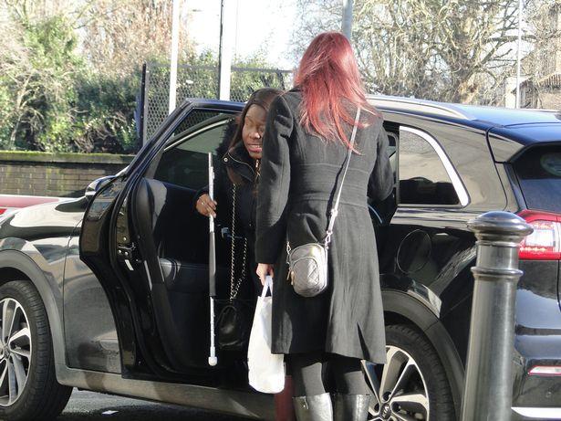 Un român, acuzat de o păcăleală josnică pentru o cântăreață de operă nevăzătoare, în Anglia! Ce i-a făcut, după ce ea a intrat în mașina lui – FOTO