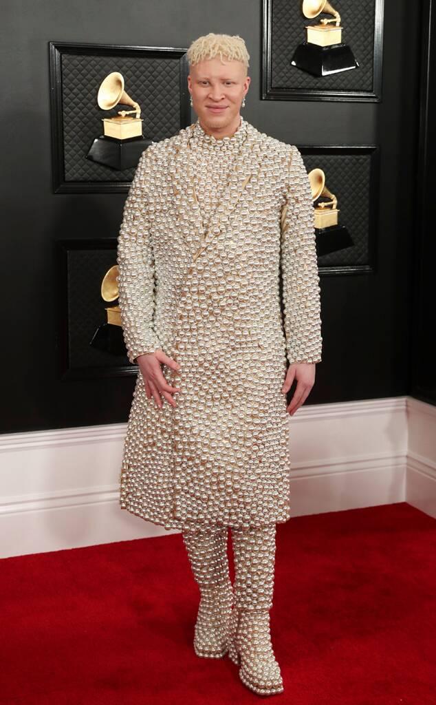 Dezastru! Premiile Grammy 2020: Cele mai urâte ținute de pe covorul roșu - FOTO