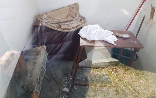 A deschis cavoul și a suferit un șoc! Descoperire înfiorătoare într-un cimitir din Buzău! „Era așezată pe o masă și acoperită cu un cearșaf” - FOTO