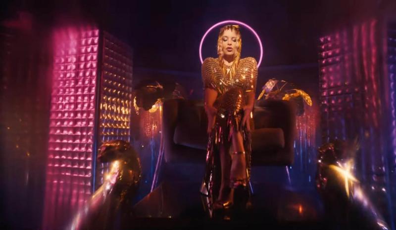 A fost numită posesoarea "posteriorului perfect". Cum îți scoate Kylie Minogue atuurile fizice în evidență la 52 de ani