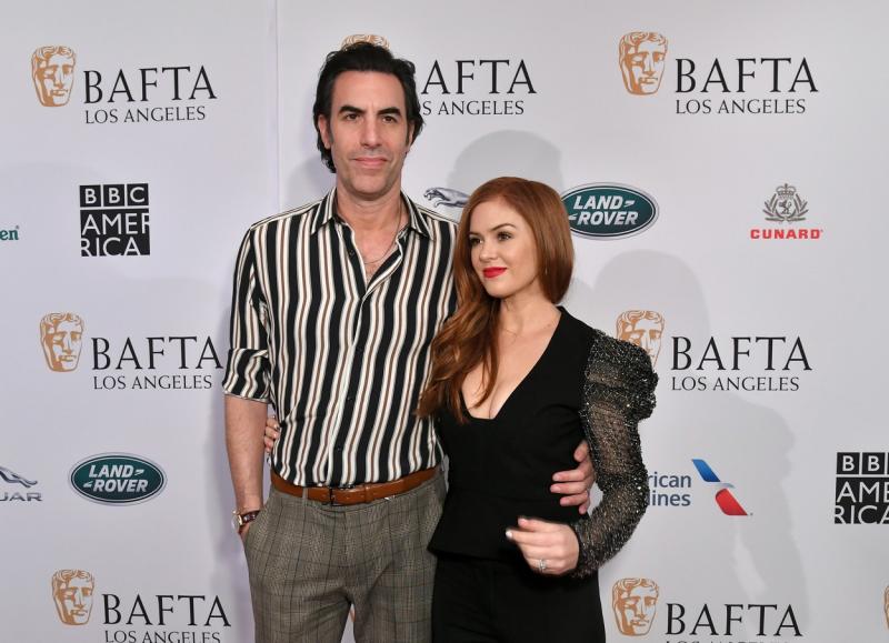 Sacha Baron Cohen și Isla Fisher pe covorul roșu