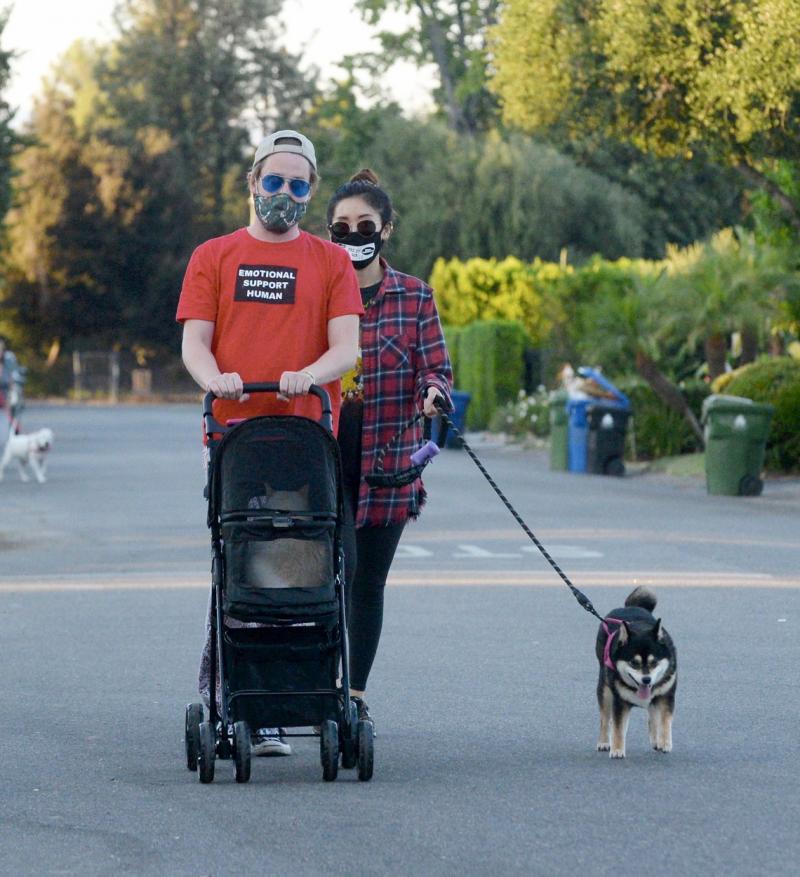 Macaulay Culkin, pe străzile din Los Angeles