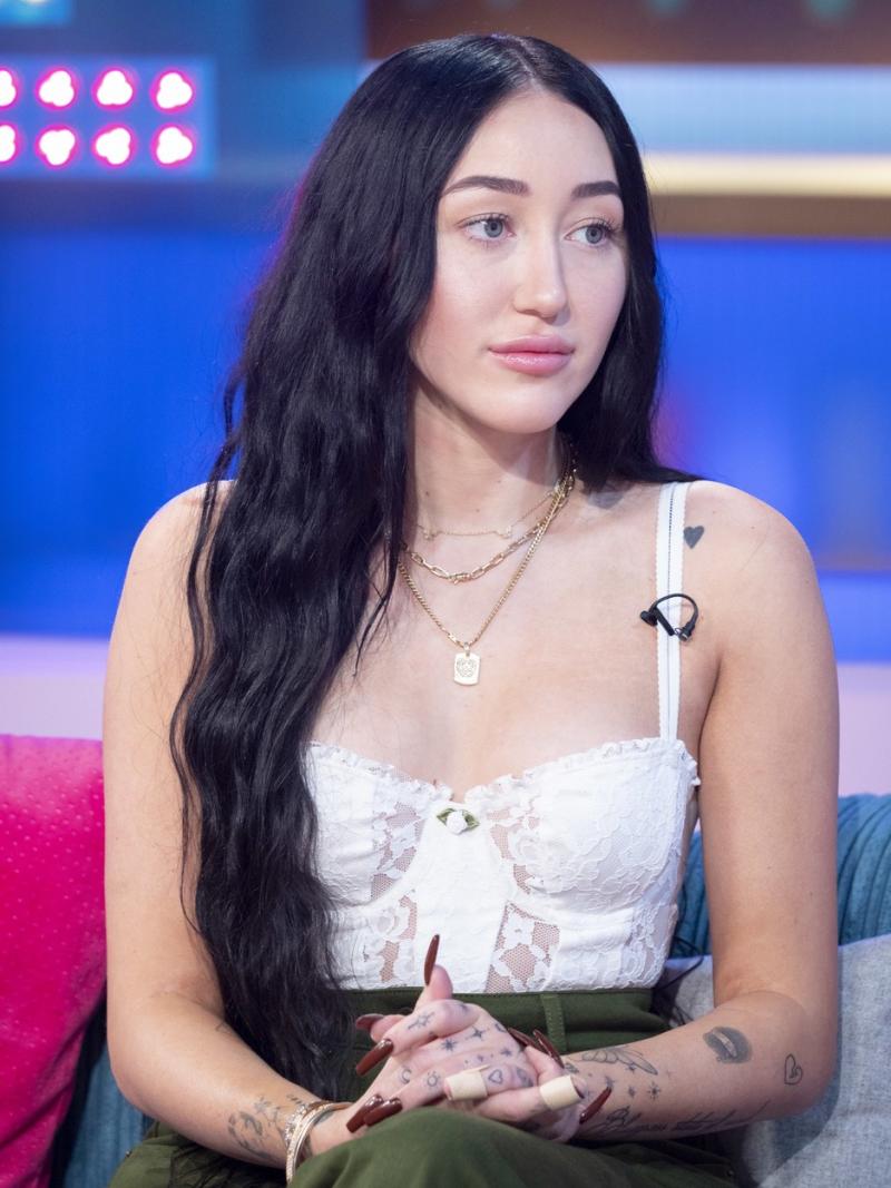 noah cyrus