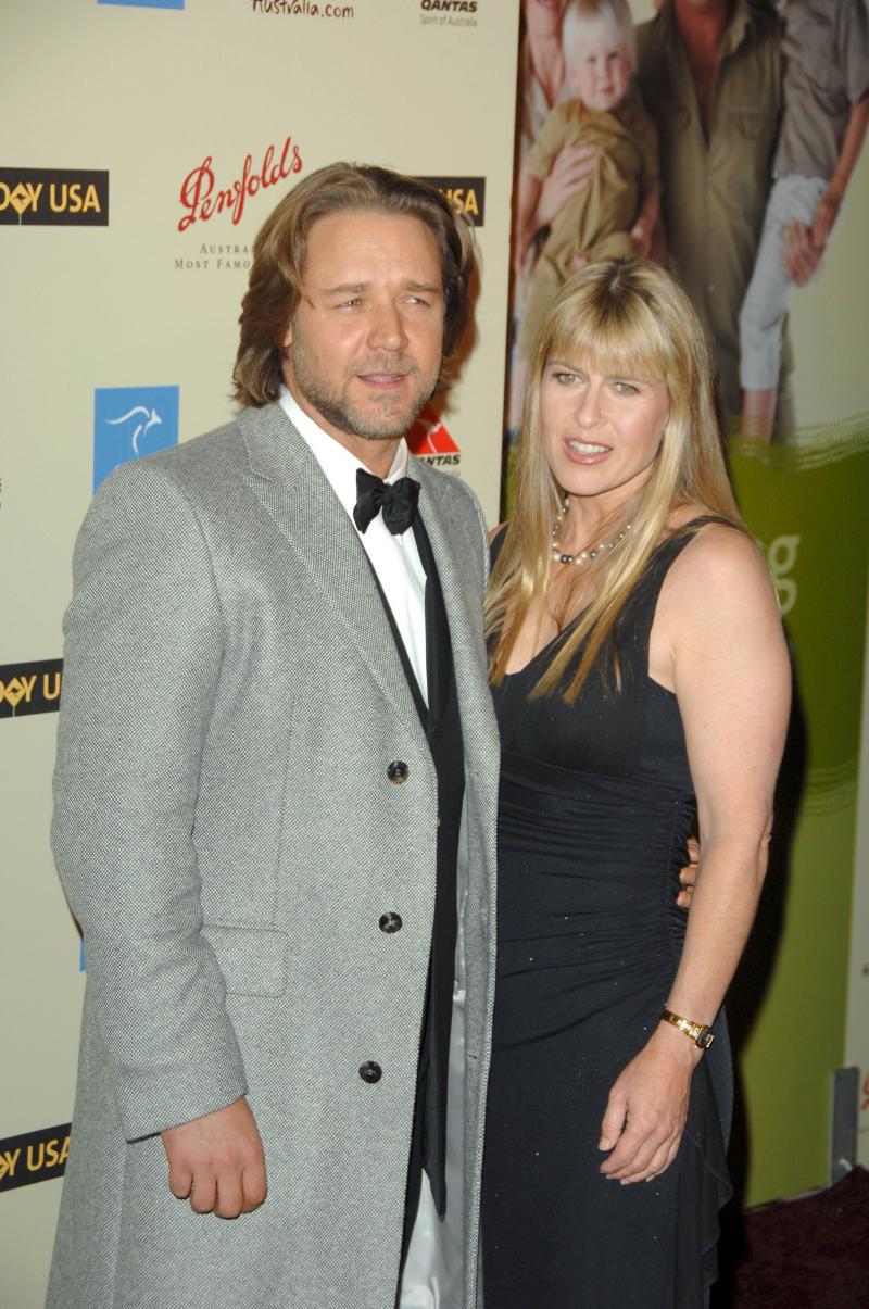 Russell Crowe si Terri Irwin pe covorul rosu