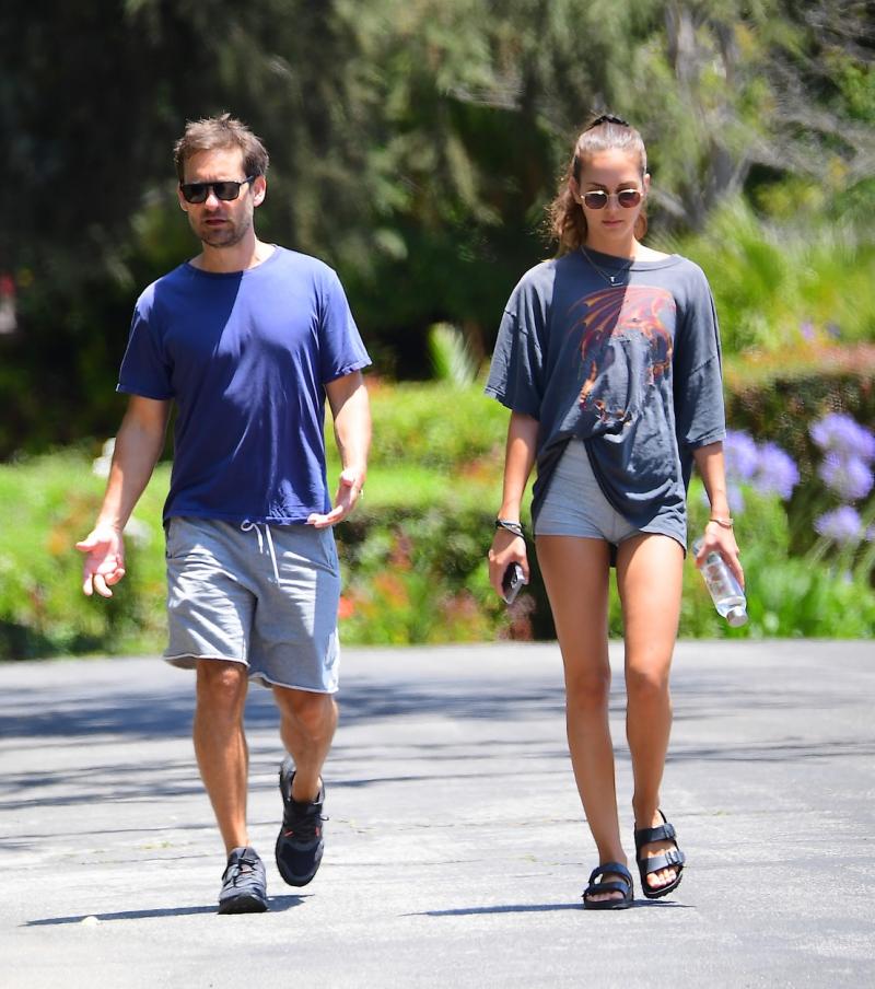 Divorț în lumea mondenă! După patru ani de mariaj, Tobey Maguire se desparte de soție