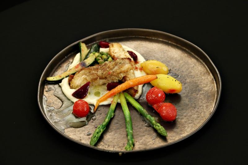 Ajut eu! 2020. Farfurii spectaculoase cu preparate savuroase pregătite de cei trei Chefi