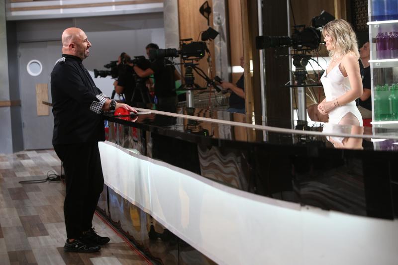 Cătălin Scărlătescu a folosit o amuletă în edițai 37 din sezonul 8 „Chefi la cuțite”