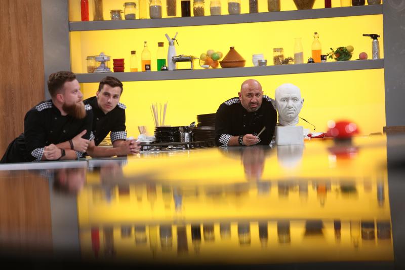 Cătălin Scărlătescu, în ediția 37 din sezonul 8 „Chefi la cuțite”