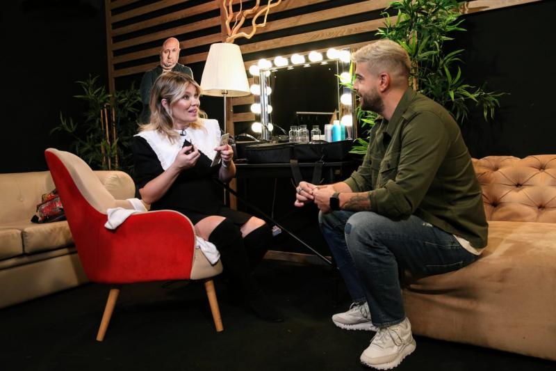 Speak va fi coprezentatorul Ginei Pistol în sezonul 9 „Chefi la cuțite”