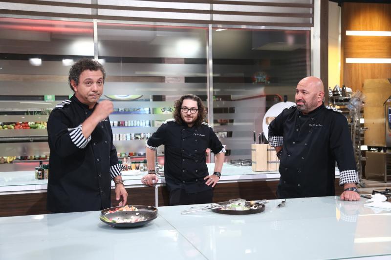 Sorin Bontea, Florin Dumitrescu și Cătălin Scărlătescu în edițai 39 din sezonul 8 „Chefi la cuțite”