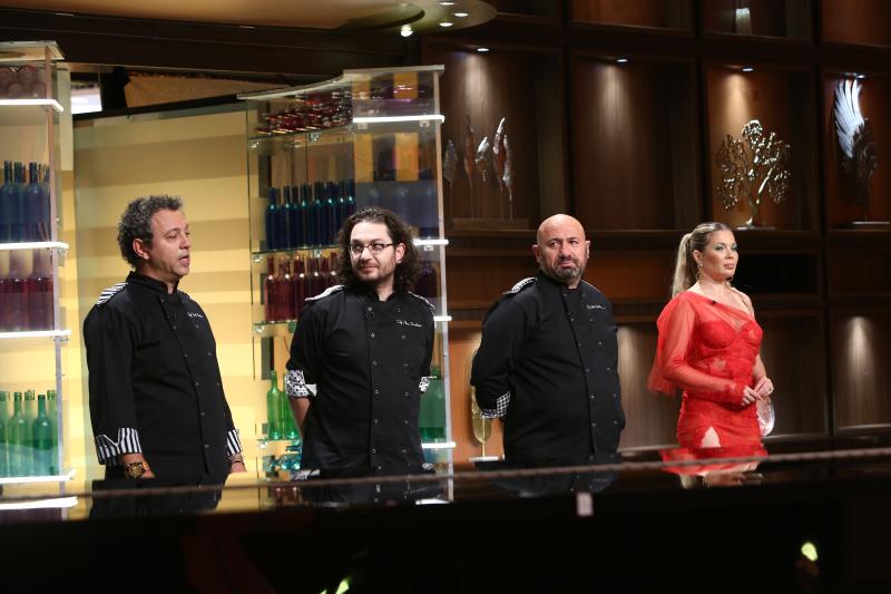Sorin Bontea, Florin Dumitrescu și Cătălin Scărlătescu vor juriza finala emisiunii „Chefi la cuțite” ce va avea loc pe 15 decembrie 2020, la Antena 1