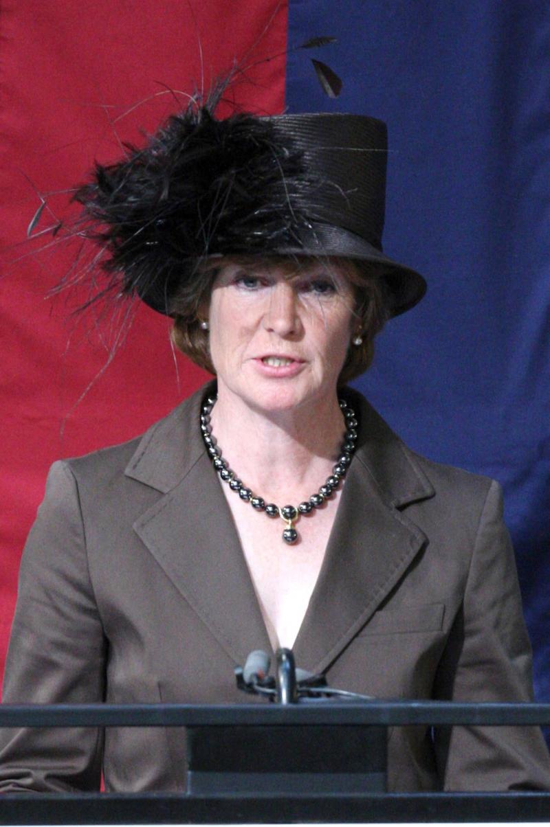 Lady Sarah, sora Dianei