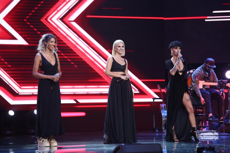X Factor 3 decembrie 2020. Trupa Rainbow Queens a făcut senzație pe scenă cu piesa "God Is A Woman" în Bootcamp
