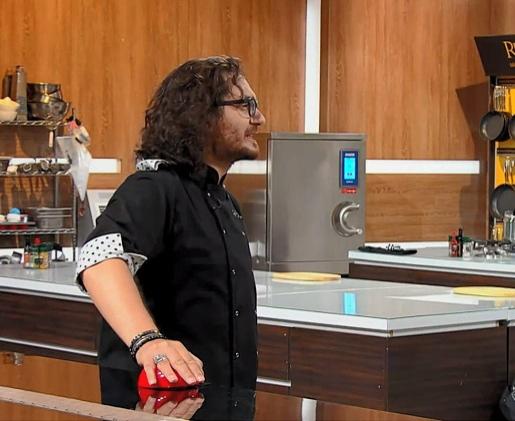 Florin Dumitrescu a folosit a treia amuletă în ediția 41 din sezonul 8 „Chefi la cuțite”