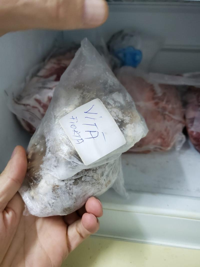 Botez încheiat la spital, în județul Brașov. Mâncare expirată și mizerie de nedescris la un restaurant