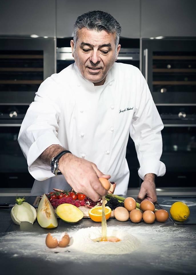 Joseph Hadad, fostul jurat de la Antena 1, transportat de urgență la spital. Celebrul chef ar fi făcut infarct