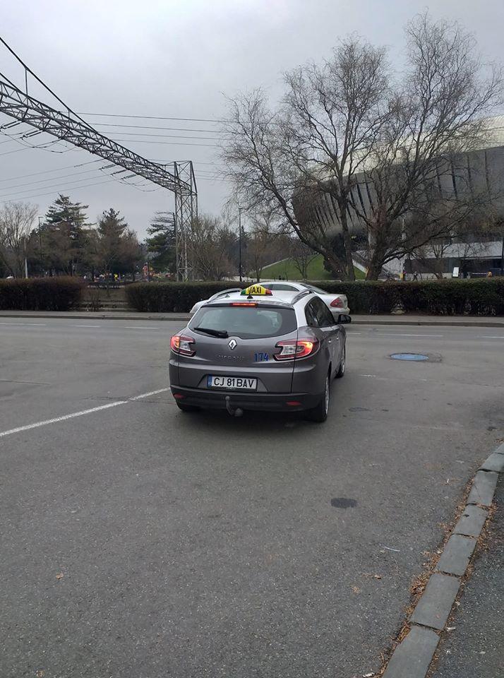 O femeie și-a uitat portofelul într-un taxi. Ce a urmat, e uimitor: ”Frumusețea orașului e dată de densitatea de oameni buni pe metru pătrat!”