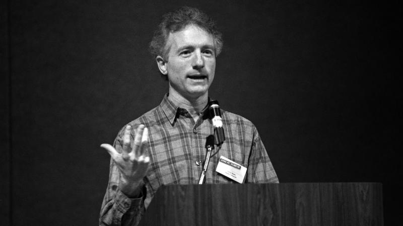 A murit domnul ”cut”, ”copy” și ”paste”! Larry Tesler ne-a făcut viața mai ușoară!