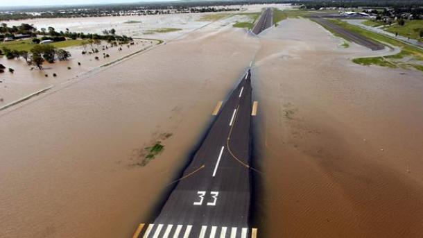 După Iad, a venit Potopul, în Australia. Ploile torențiale și inundațiile fac prăpăd