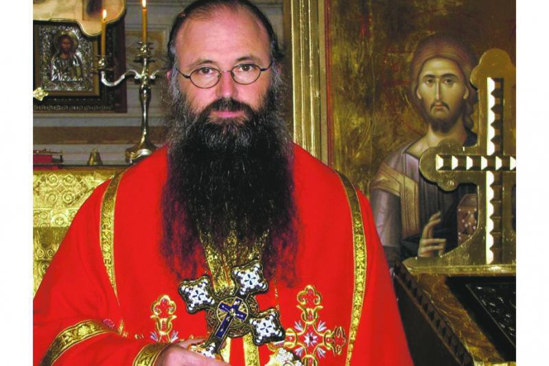 Cum se feresc creștinii de coronavirus! Sfaturile unui episcop au stârnit furie! „Credincioșii să se însemneze zilnic”