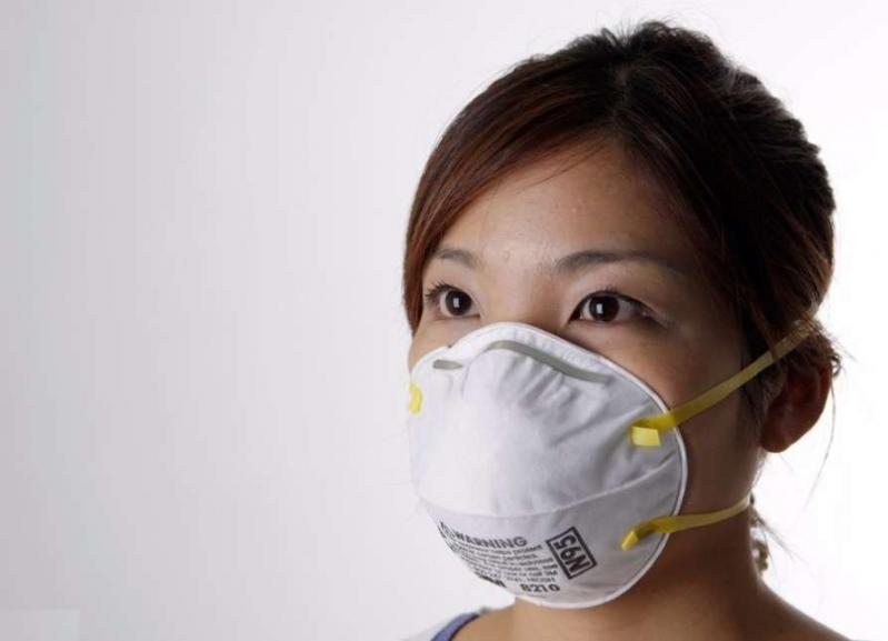 Lovitură pentru românii care au dat bani pe măștile chirurgicale! Ce detaliu au ignorat toți