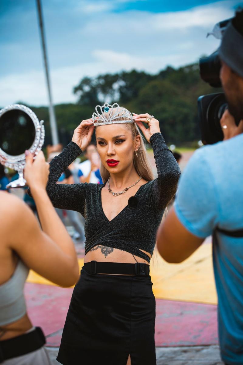 Tocuri, minijup și probe tot mai grele! Duminică, de la 20:00, vedetele Asia Express se întrec într-un concurs de miss