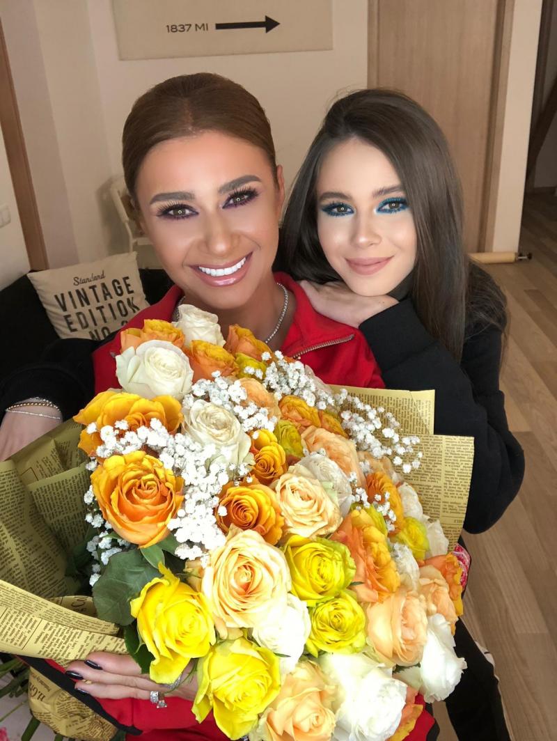 Duminicã, de la 19:45, la Prodanca şi Reghe. Preţul succesului. Anamaria Prodan, imagini inedite în Milano:“E prima oarã când fac asta!”