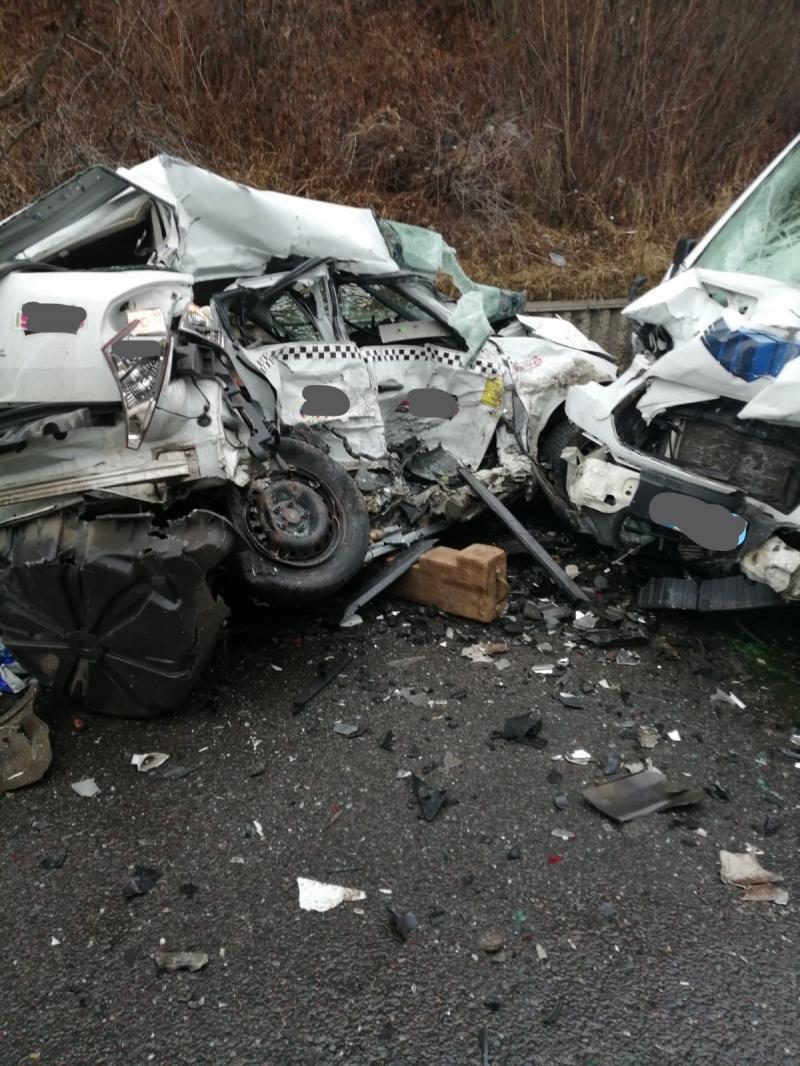 Accident mortal pe DN1, între Comarnic şi Nistoreşti. Un taximetrist şi-a pierdut viaţa
