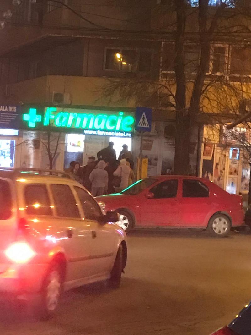 Românii se tem de efectele pandemiei coronavirus. Cum arată rafturile din Carrefour, Kaufland, Lidl, Mega Image sau Auchan - FOTO