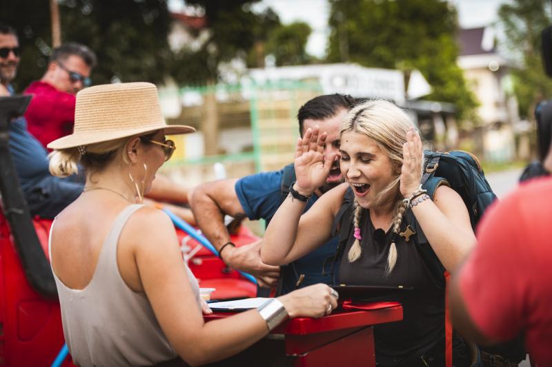 Au ajuns primii, dar au mai primit o misiune! Ce surpriză uriașă a pregătit Gina Pistol pentru două echipe