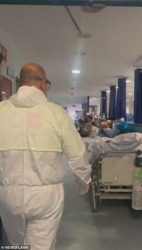 Spania, noul focar de coronavirus. Bolnavii zac pe podeaua spitalului, luptând pentru fiecare gură de aer. Nu mai sunt paturi pentru toți - Video