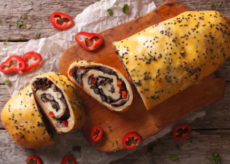 Rețetă de Rulouri din aluat fraged umplute cu ciuperci și cașcaval