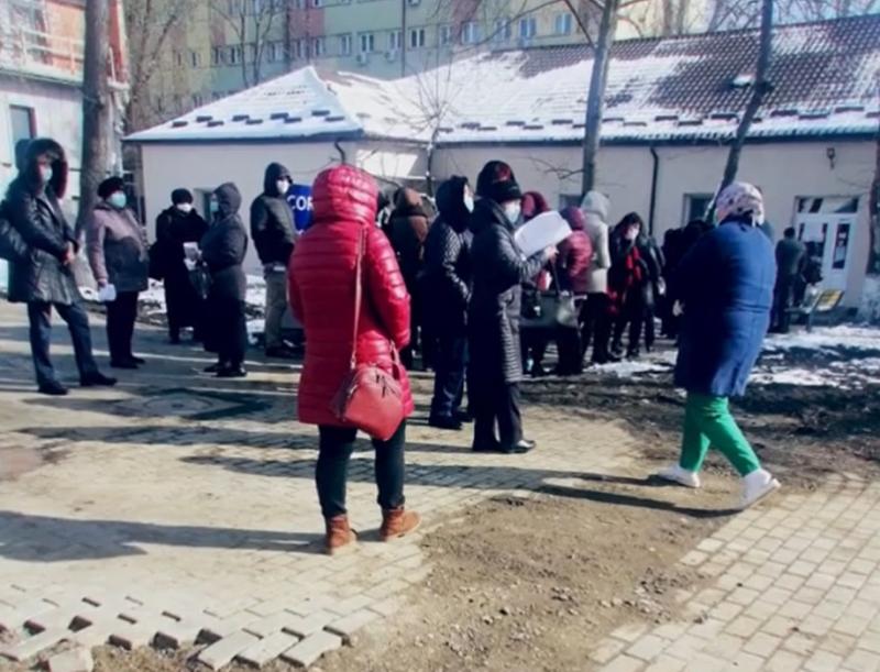 Spitalele din România devin focare de coronavirus! Sute de medici şi asistenţi sunt acum în pericol