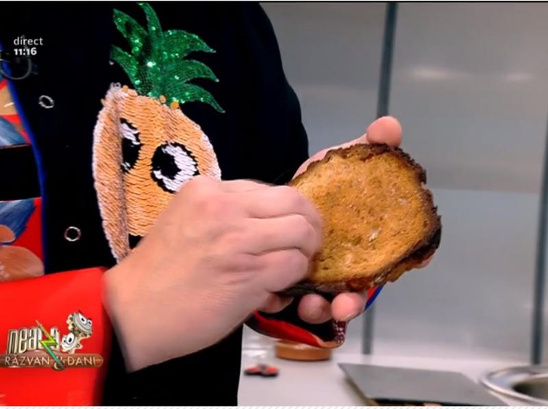 Salată de vinete în stil grecesc - Rețeta lui Vlăduț de la Neatza cu Răzvan şi Dani