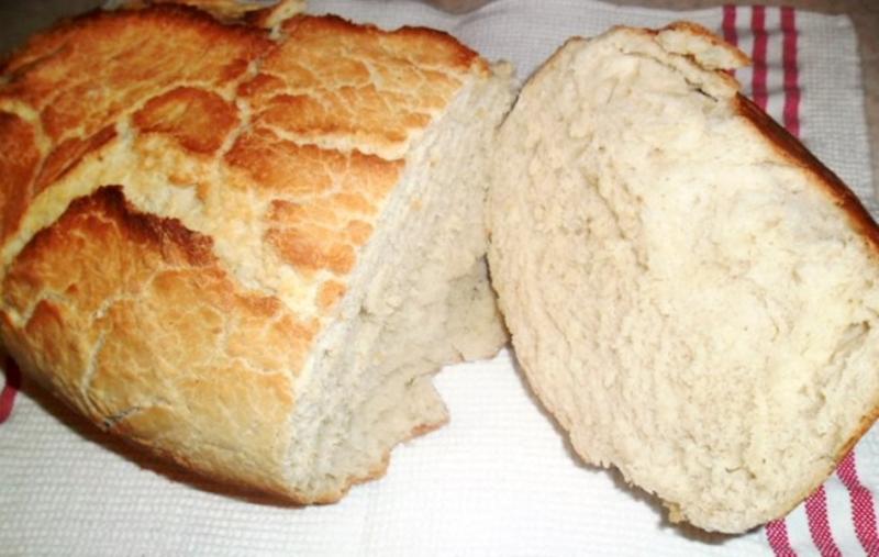 Cum se prepară pâinea înăbușită? O pâine cu miez dens și pufos și exterior crocant