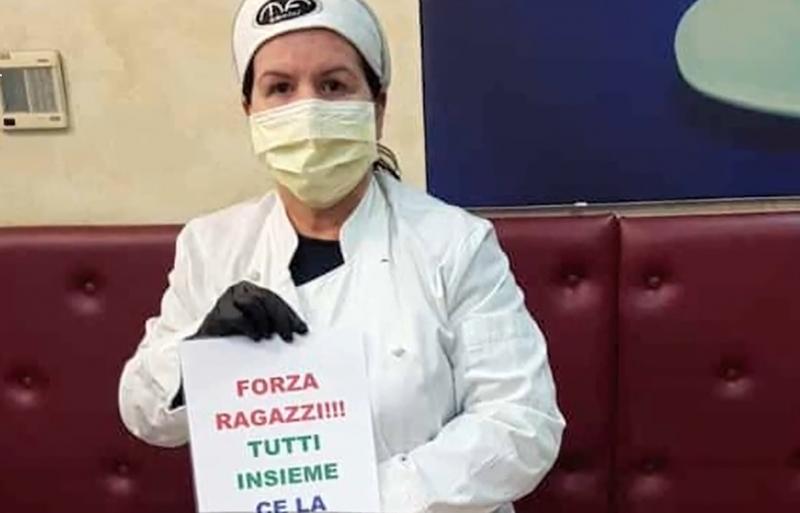 Eroina româncă din Italia! Face cornulețe de la 4 dimineața, pentru medicii care luptă cu virusul: „Îi văd când se duc la muncă, mă gândesc dacă îi mai văd și mâine”