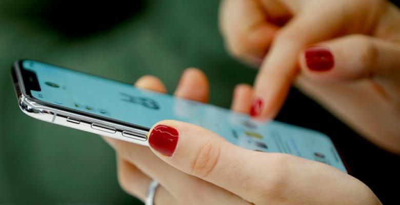 Cine nu respectă izolarea, dat de gol de telefonul mobil! Ce trebuie să afle românii